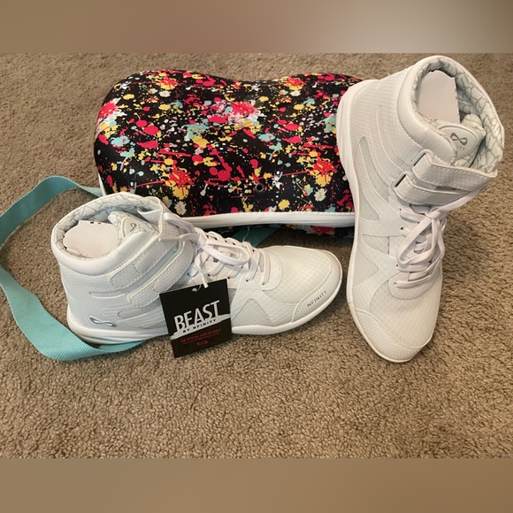 NFINITY Shoes Nfinity Beast Mid Top White Cheer Shoes Brand New